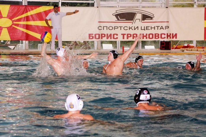 chernomoretz vaterpol vodna topka