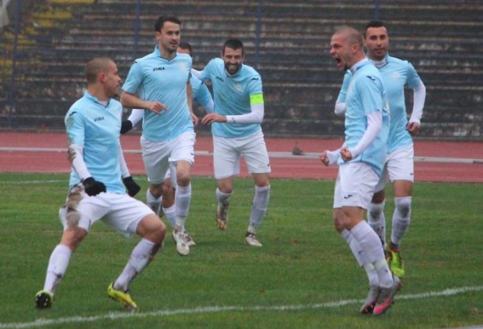 Dunav-radost-vs-Lud2