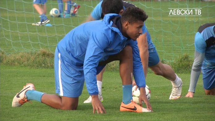 santi ngom