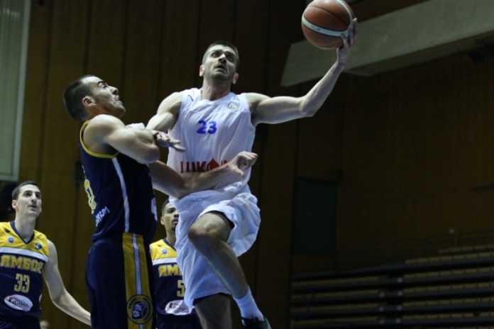 levski lukoil qmbol