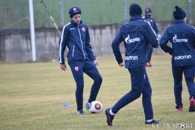 crvena zvezda 18