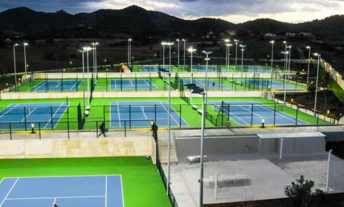 1523548774729648 rafael nadal training center