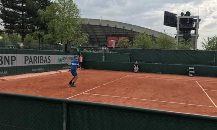 TENIS TENIS