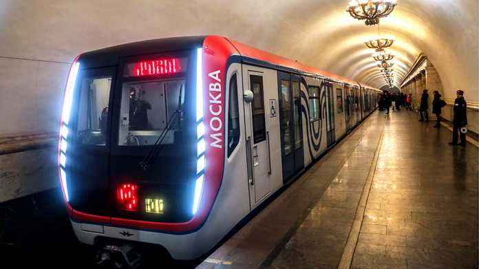 01 TASS 20112528