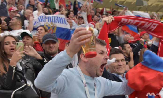 1530635682russia world cup fans 1 1530635682russia world cup fans 1