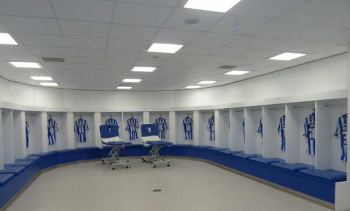 1536919498amex stadium brightons home dressing room 1536919498amex stadium brightons home dressing room