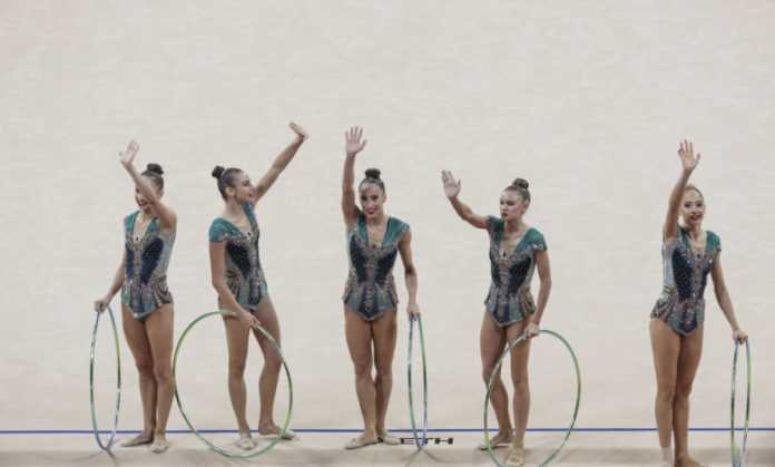 ansambal 1537102476lap20864jpg