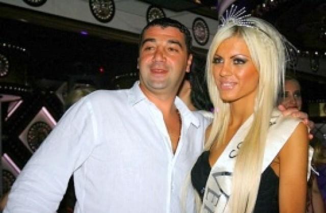 sasha antunovich 640 420 antunovich koroniasa blondinka
