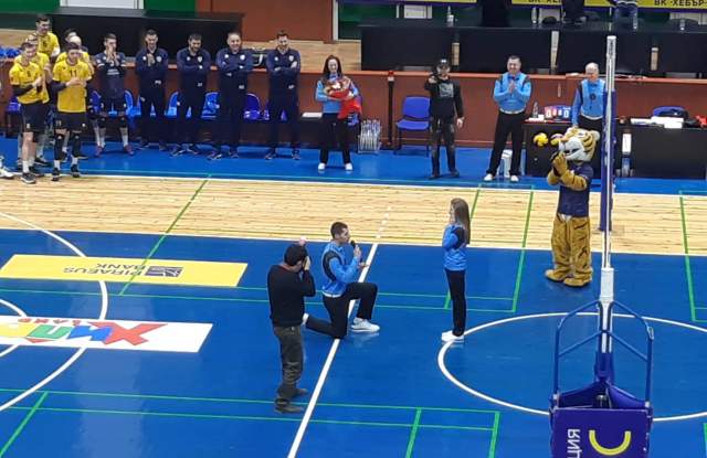 640 282432 640 282432