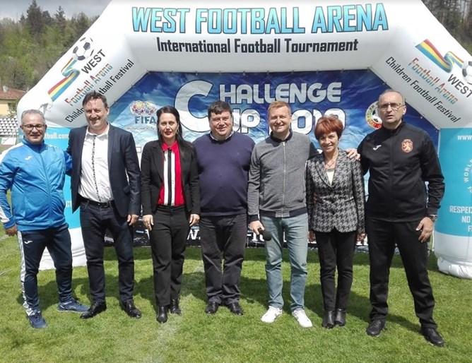 TRQVNA Image 7411419 302