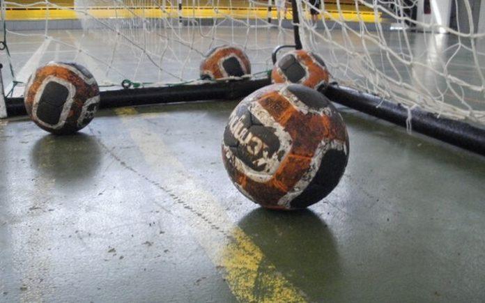 handball e245669b972c0e005bce249526cd3fbc