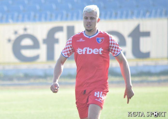 maksim kos maksim kos