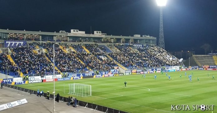 levski fenove (2)