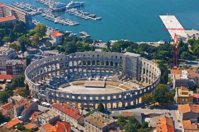 ARENA PULA