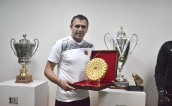 Някой отвори празнина в историята на Локомотив Пд
