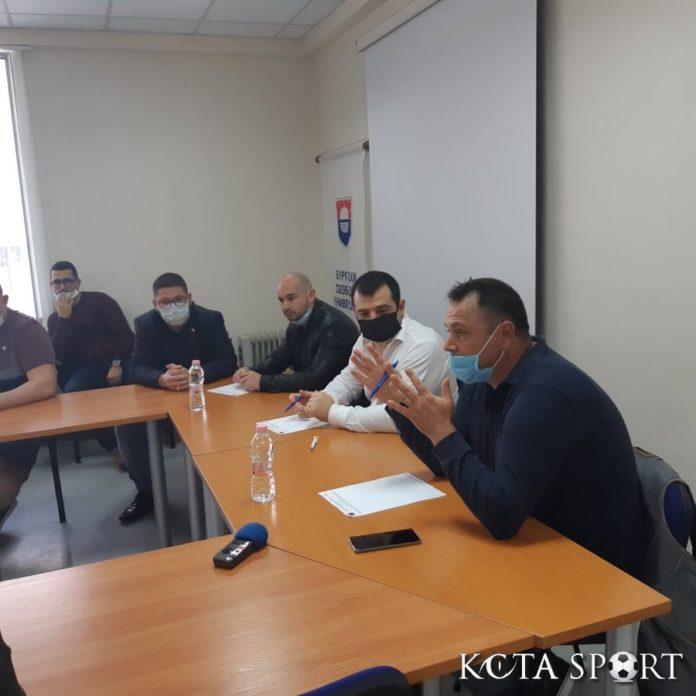 sreshta fenove na neftohimik s konstantin bachiiski (2)