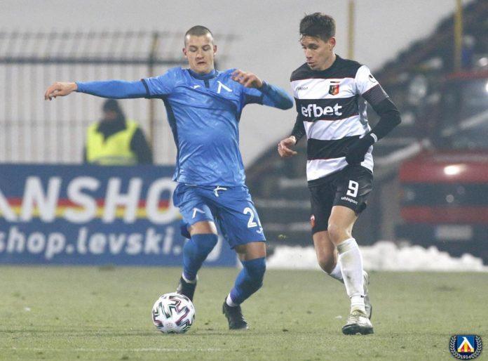 levski lokomotiv plovdiv patrik-gabriel galchev birsent karagaren