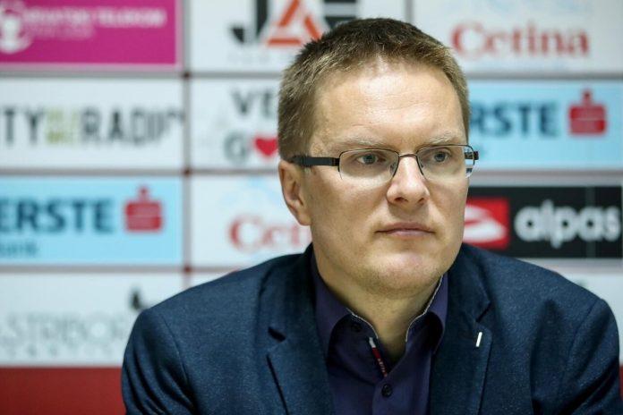 valdas dambrauskas