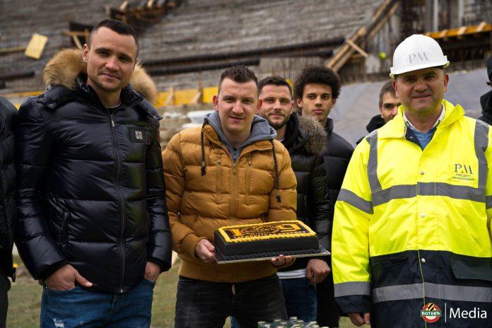 phphrpNfm_604a1cf0e365e8_64285383