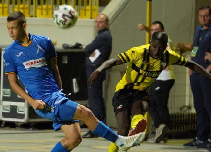botev plovdiv levski emanuel toku