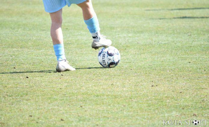 futbol topka futbolist