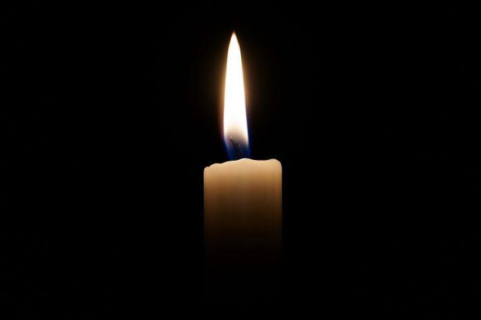 candle-2038736_1920