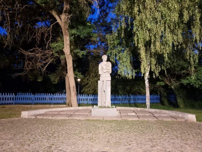 pametnik georgi asparuhov gundi