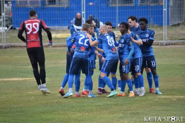 chernomoretz levski karlovo 2