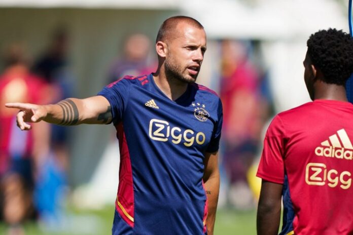 heitinga heitinga