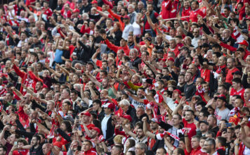 Червено шествие преди дербито cska fenove