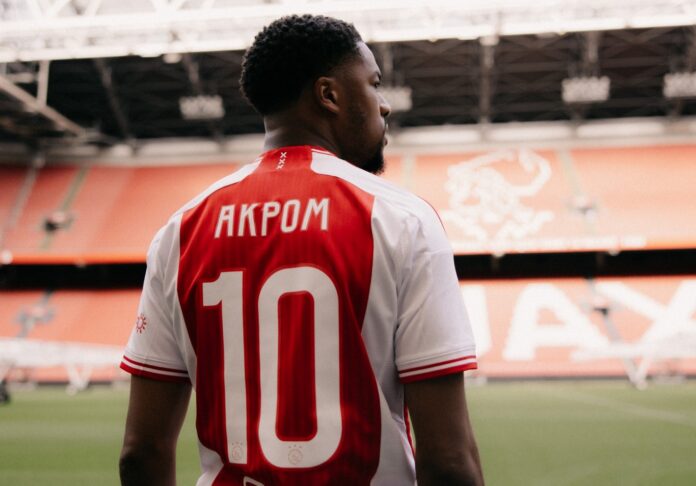 akpom