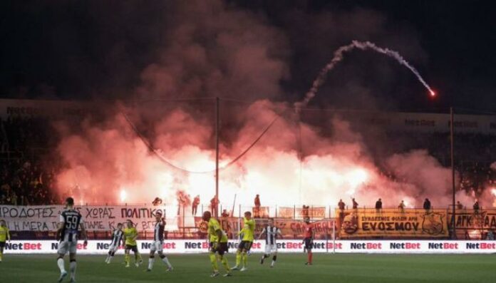 745 425 gyrciia futbol 745 425 gyrciia futbol