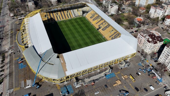 stadion hristo botev koleja