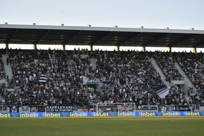 stadion lokomotiv plovdiv fenove lauta stadion lokomotiv plovdiv fenove lauta