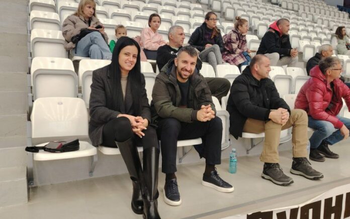 sani dyakov basket sani dyakov basket