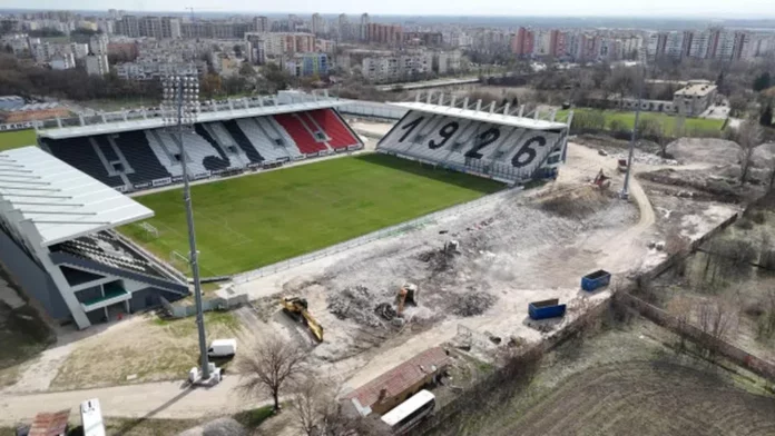 stadion lokomotiv plovdiv lauta stadion lokomotiv plovdiv lauta