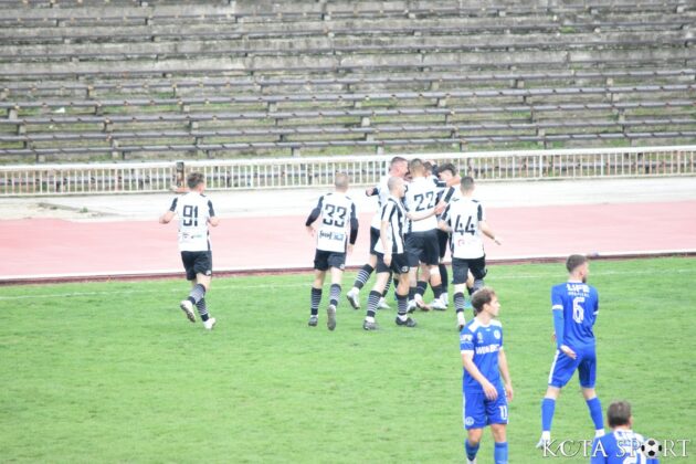 lokomotiv plovdiv 2 dubal chernomoretz (15)