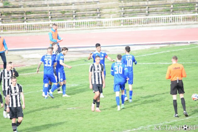 lokomotiv plovdiv 2 dubal chernomoretz (21)