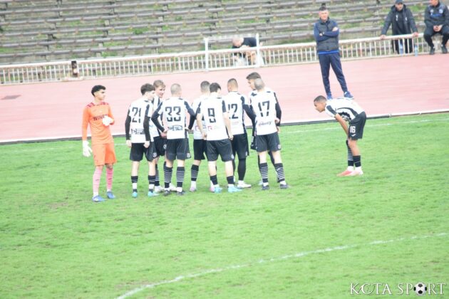 lokomotiv plovdiv 2 dubal chernomoretz (4)