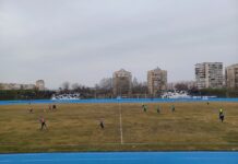 Издигат чисто нова трибуна с козирка на стадиона в Ямбол stadion qmbol (1)