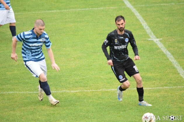 levski karlovo chernomoretz (30)