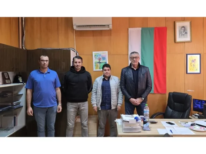 image 1761655174 25916.l image 1761655174 25916.l