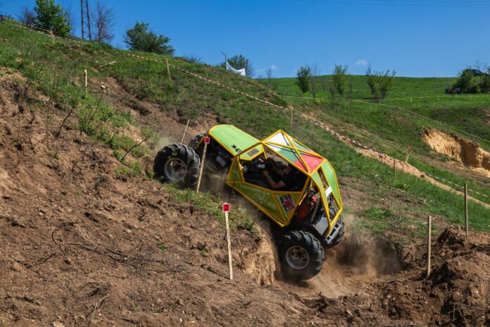 kingoftrayal25prerace (3)