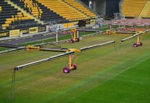 Ботев (Пд) показа „най-красивия български стадион с най-модерната система за изкуствено слънце“ (СНИМКИ) 11