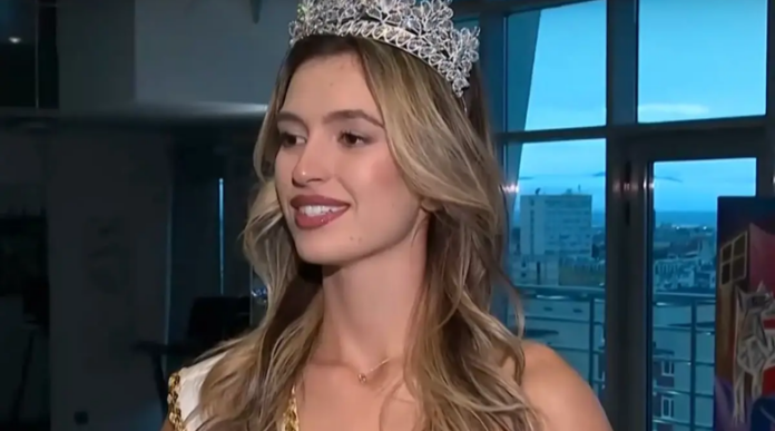 simona bakardzhieva simona bakardzhieva