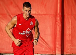 Краев с асистенция при мач за Апоел Тел Авив kraevkrkrkkrr 2 1.l