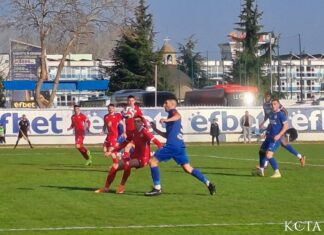 Силен Черноморец отнесе ЦСКА II (СНИМКИ) chernomoretz cska 2 dubal (31)