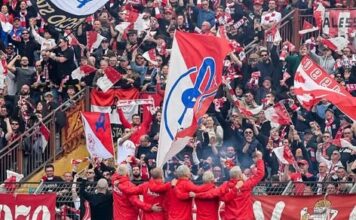 Бивш отбор на Валери Божинов се завърна в Серия Б и изкара 30 000 по улиците! vichentsa