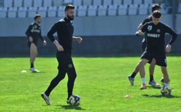 Импулс за Локо (Пд): Димитър Илиев отново на терена, но дербито идва твърде рано dimitar iliev