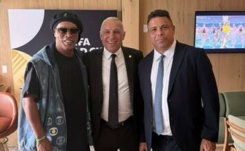 Каква снимка! Камата се щракна с Феномена и Роналдиньо stoichkov i fenomena
